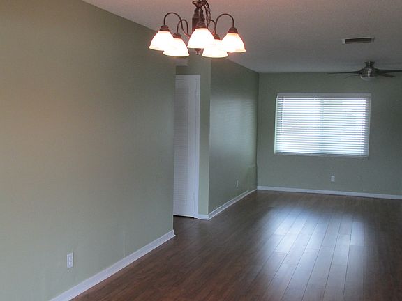4th image of 9780 45th Way N