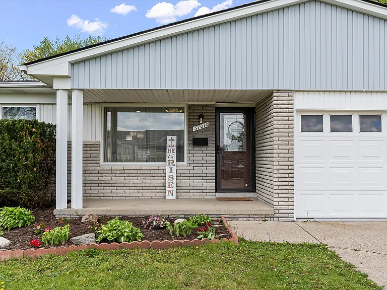 37010 Calka Dr — Photo 5