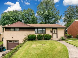 5247 Ranchview Dr, Pittsburgh, PA 15236