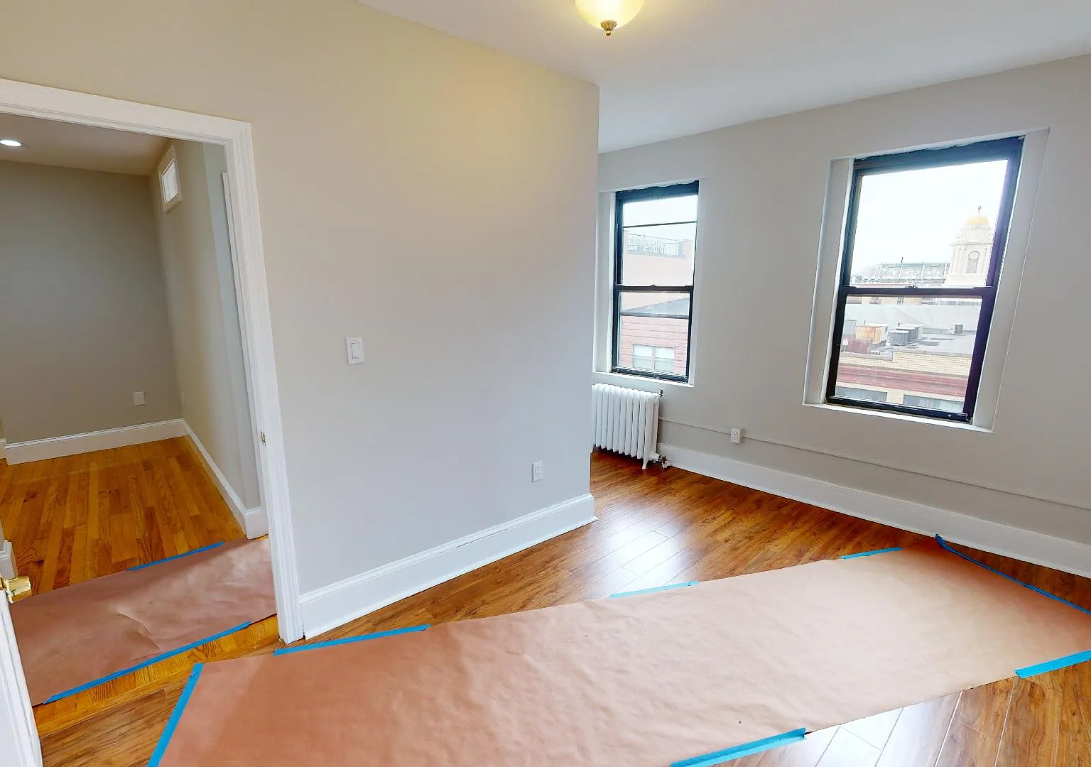 3 bed, 1000 sqft, $4,700 — Photo 3