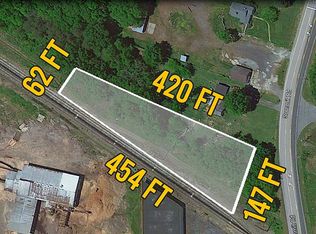 323 Summit Rd, Eden, NC 27288