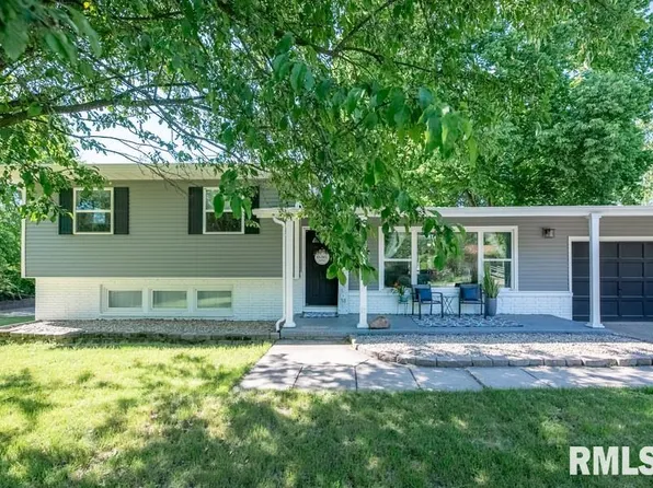 510 Michael Ct, Washington, IL 61571