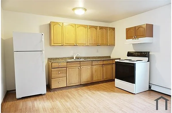 Building Photo - 900 W 29th Pl #2