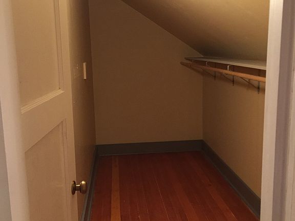 2 of 4 walk-in closets