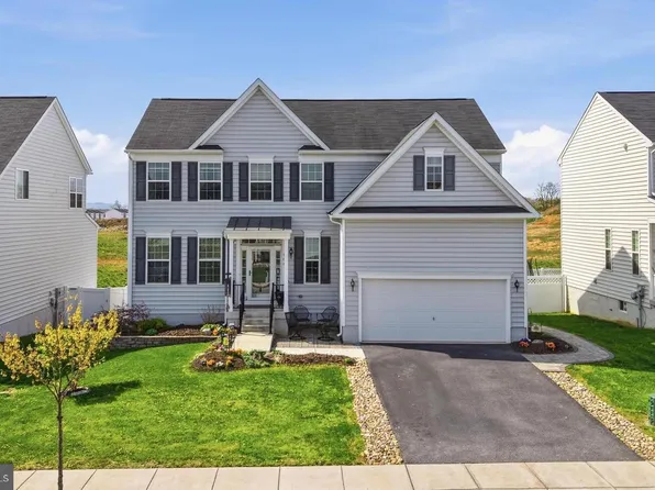 108 Shallow Creek Dr, Ranson, WV 25438