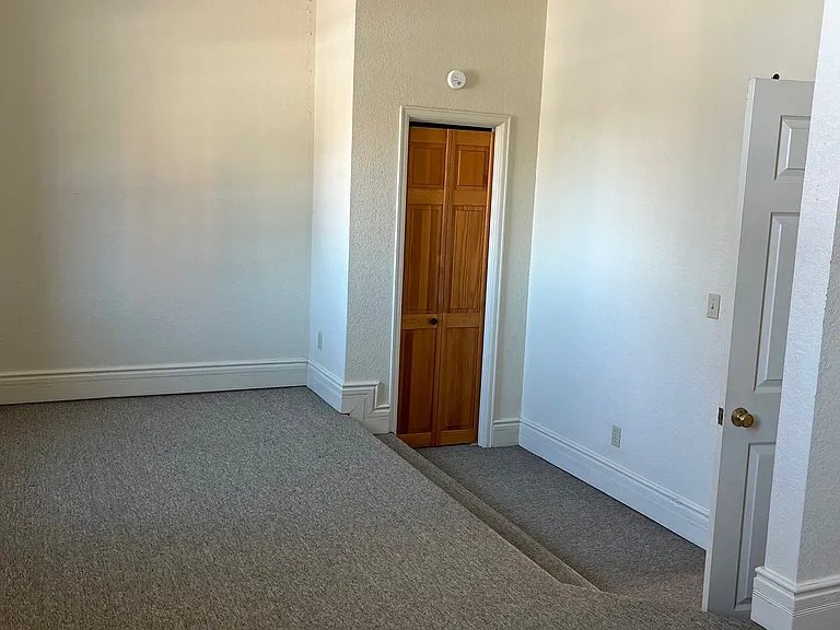 101 W B St #260 — Photo 11