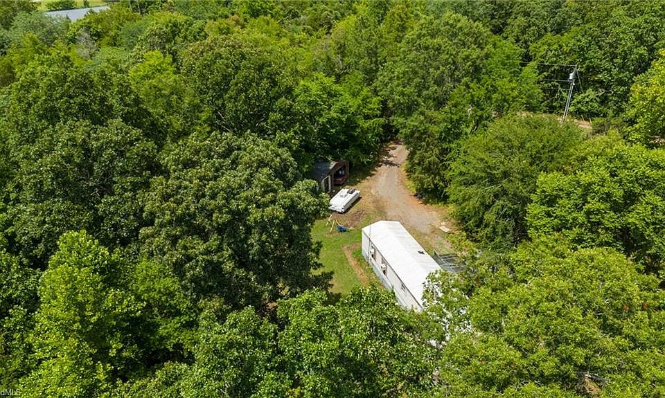 2nd image of 136 Station Ln