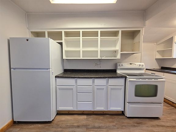 4th image of 116 W Bundy Street