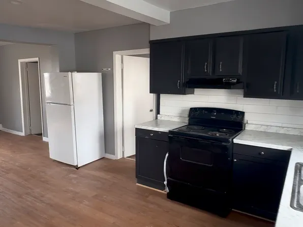 301 E Green St APT 1, Hazleton, PA 18202