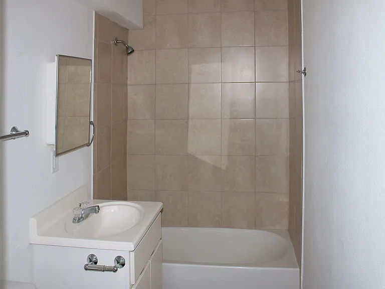 1108 Myrtle Ave — Photo 39