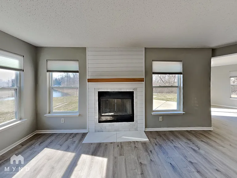 1945 Branchside Ct — Photo 9