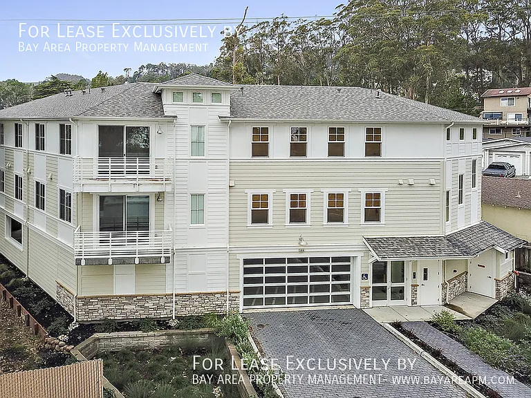 195 Avenue Cabrillo N #9 — Photo 1