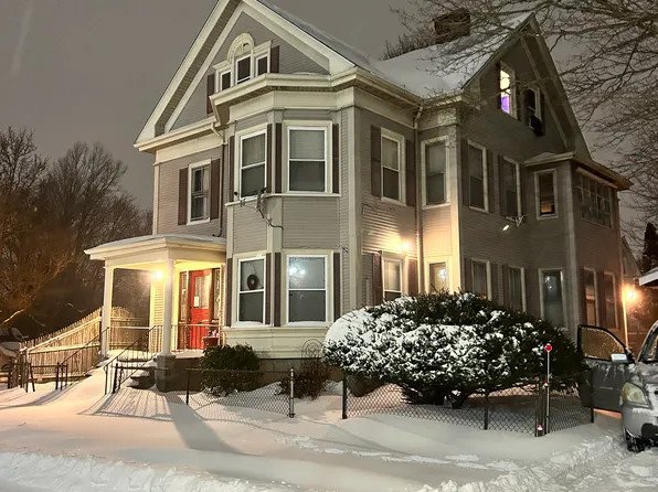 139 North St #2, New Bedford, MA 02740