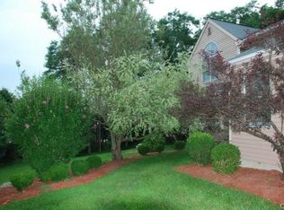 3 Pleasant View Rd, New Milford, CT 06776