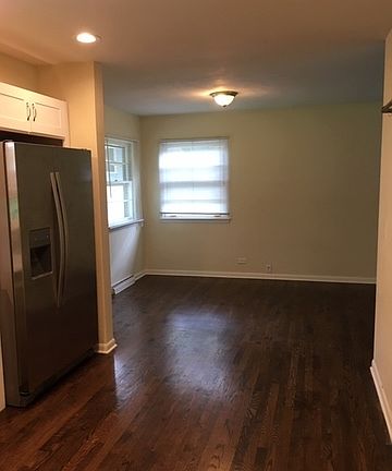 4th image of 226 Elmwood Dr
