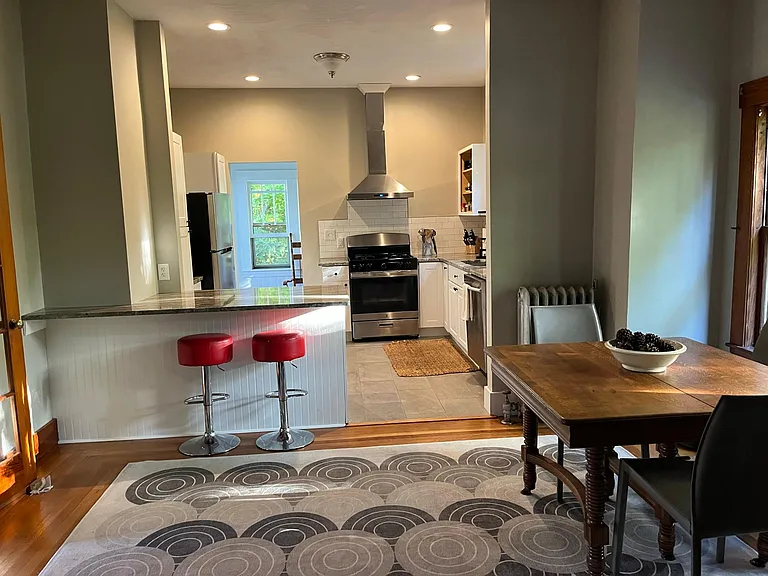 kitchen / dining