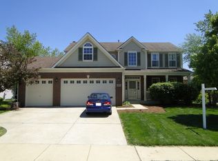 1291 McDole Dr, Sugar Grove, IL 60554