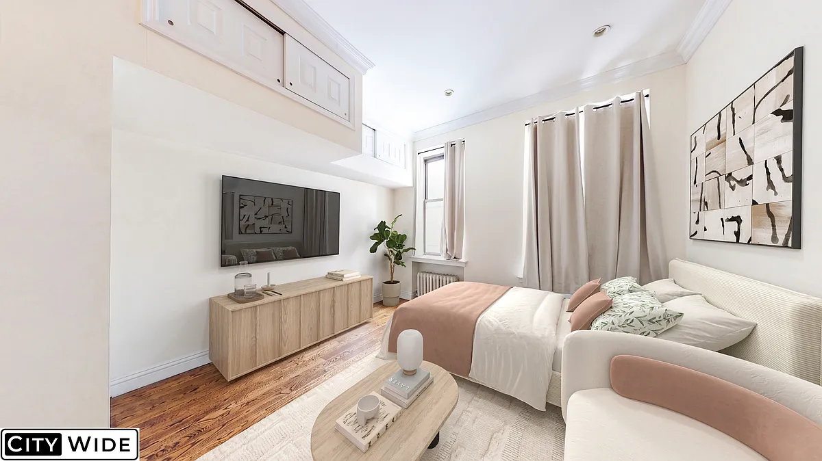 Building Photo - 1570 2nd Ave #1D