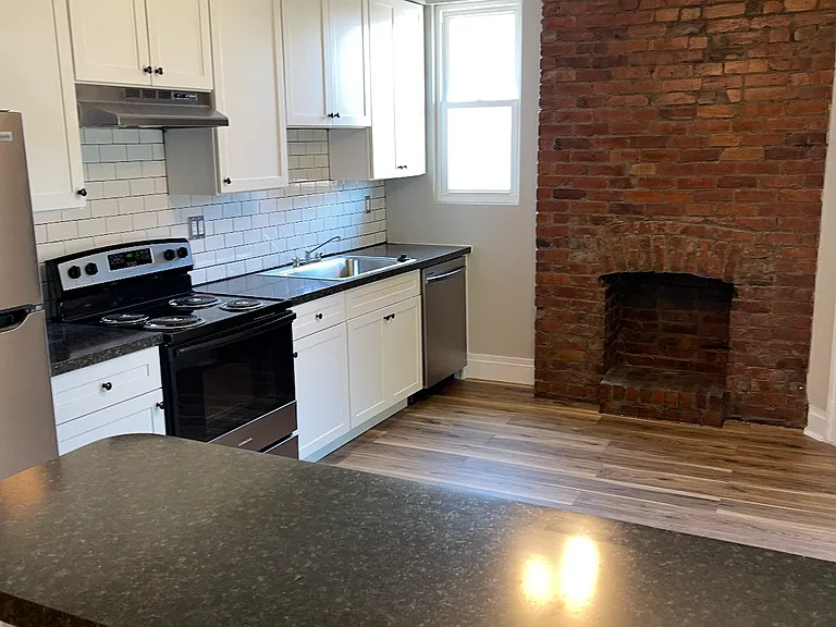1123 Walnut St #2 — Photo 14