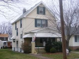4202 W 21st St, Cleveland, OH