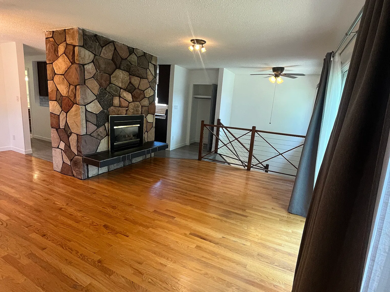 11923 93 Street, Main , Edmonton, Alberta, Canada, T5G 1E6 — Photo 4
