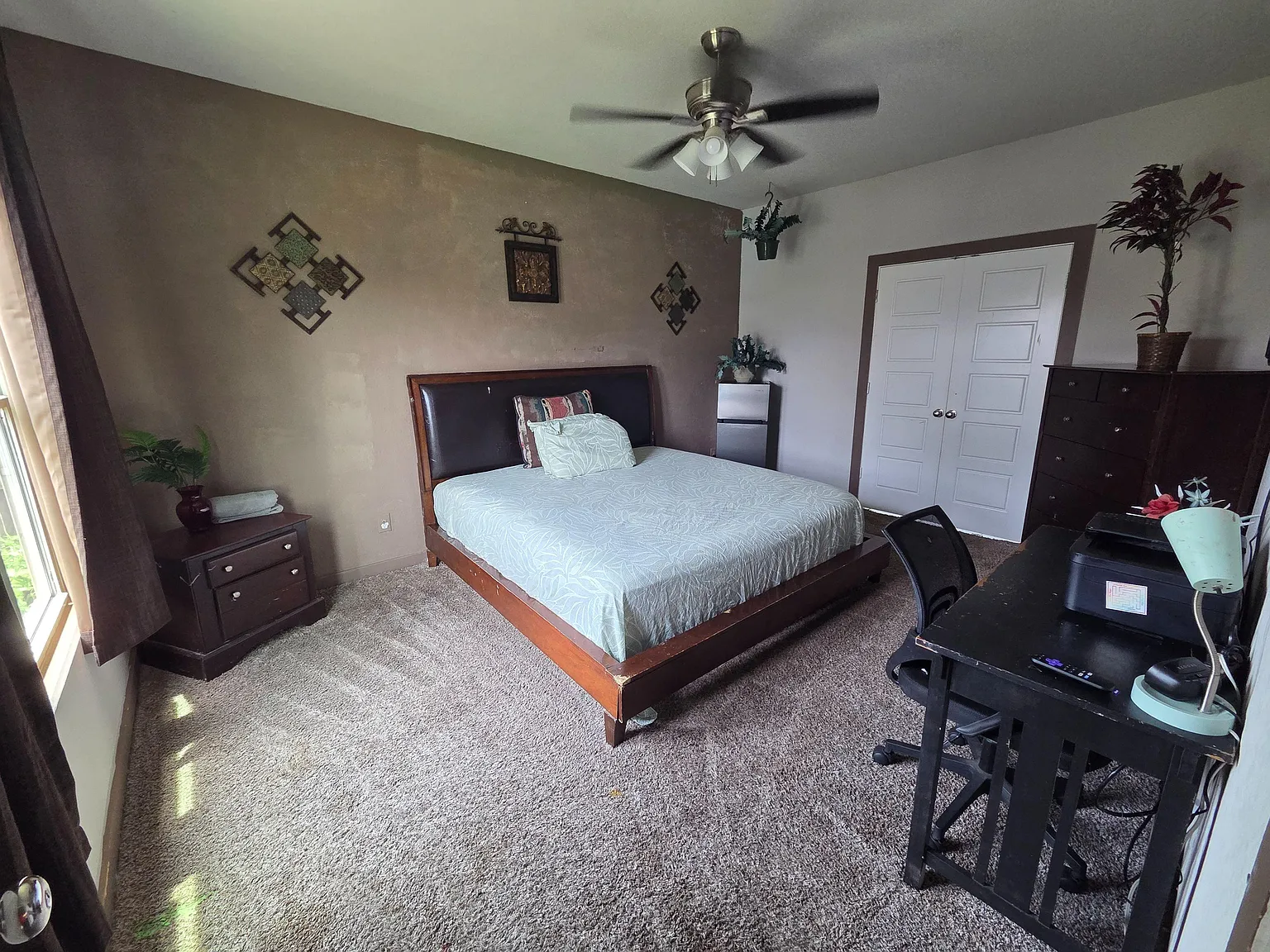 2 bed, 2.0 bath, 2601 sqft, $1,356 — Photo 1