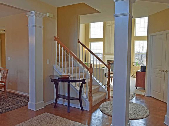 4th image of 4044 Diana Ct