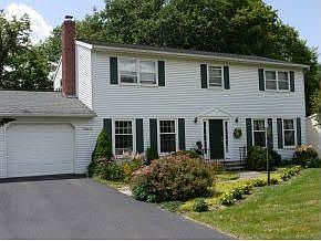 1st image of 66 Elmwood Dr