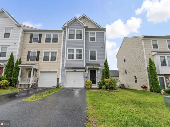 362 Rumbling Rock Rd, Hedgesville, WV 25427