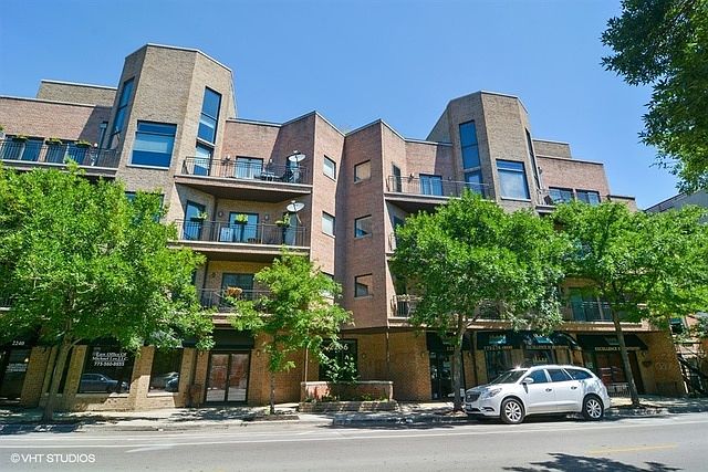 1st image of 2236 W Armitage Ave APT 404