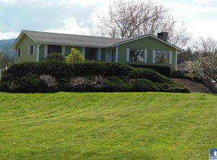 2236 Atterberry Rd, Sequim, WA 98382