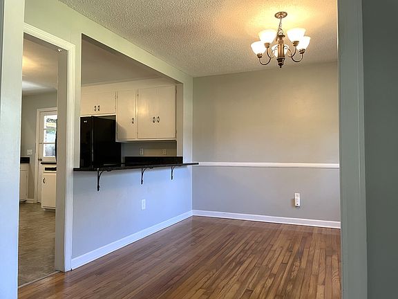 Dining Room to Kitchen