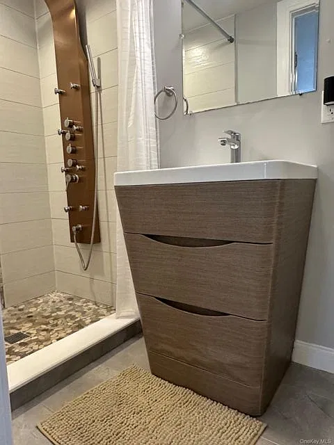1 bed, 1.0 bath, 1565 sqft, $2,500 — Photo 4