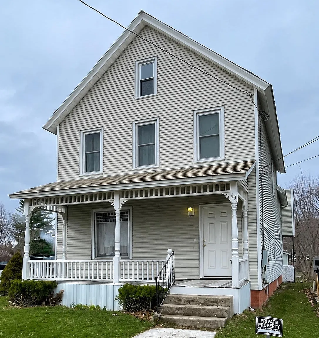 2 bed, 1.0 bath, 1678 sqft, $1,550 — Photo 1