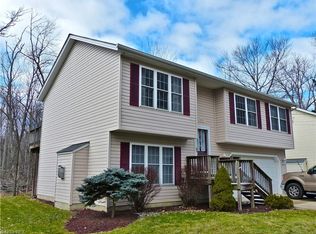 4950 Lakeview Dr, Mentor, OH 44060