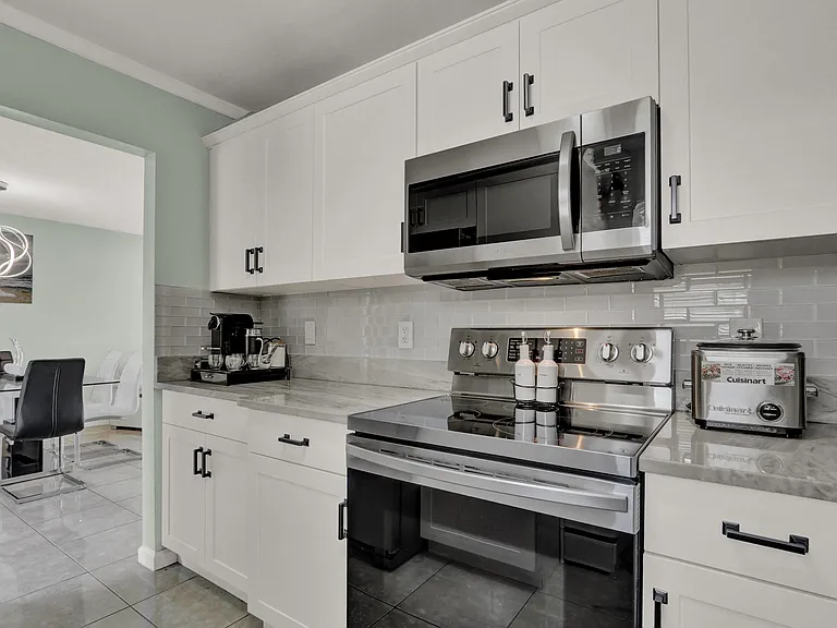 502 Davis Rd #12 — Photo 10