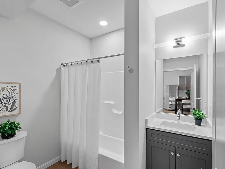 446 Waterman Avenue — Photo 7