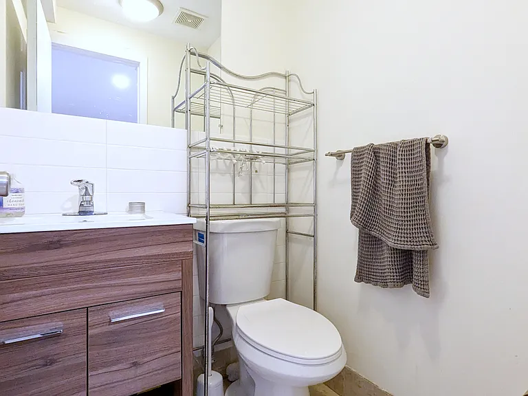 739 Prospect Pl #1A — Photo 15