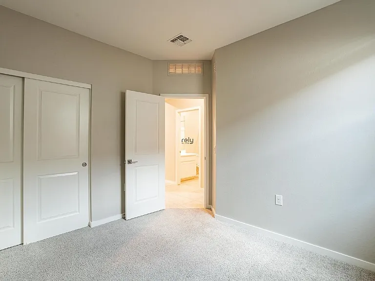14155 W Georgia Dr — Photo 24