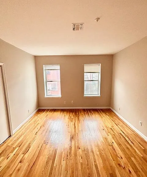 364 White St #11 — Photo 7