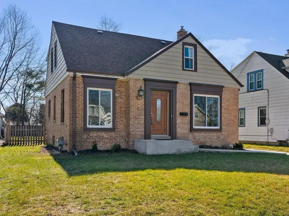 927 W Glendale AVENUE, Glendale, WI 53209