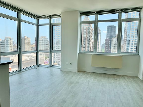 5th image of 229 W 60th St APT 23