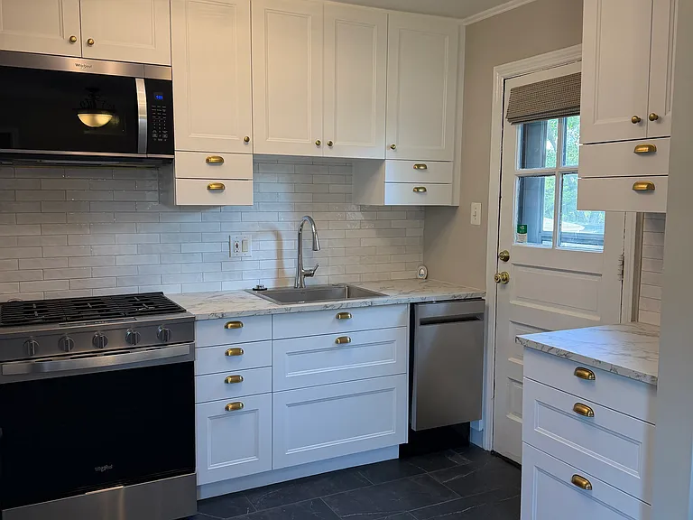 2410 Huntington Ave #2410 — Photo 7