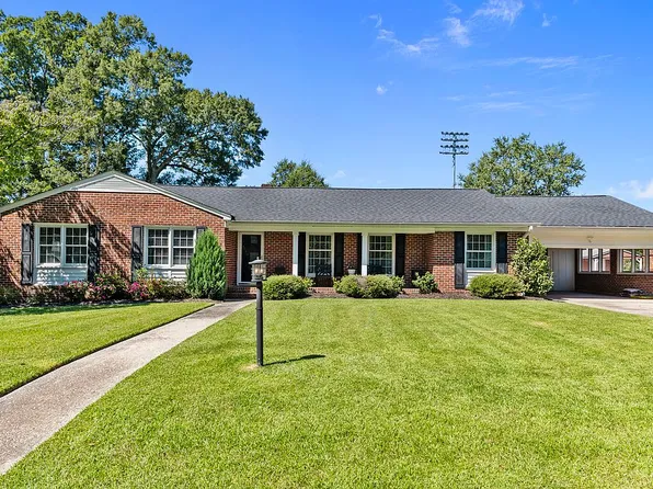 1708 Rosewood Dr, Greenville, NC 27858