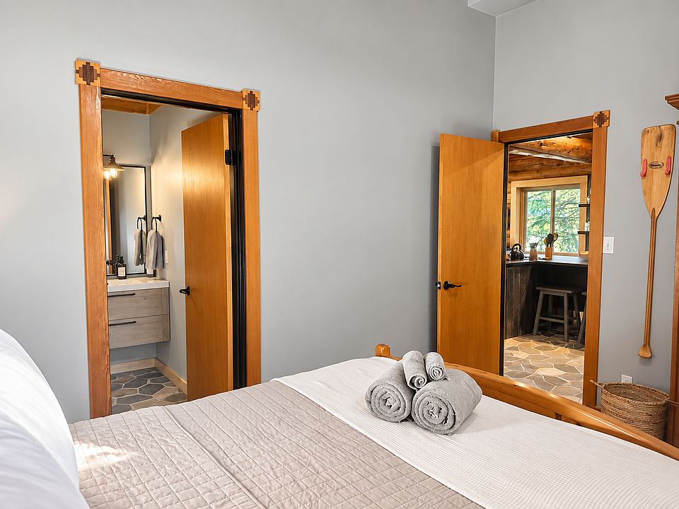 1st image of 169 Peaceful Ln