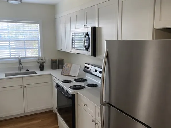 105 Fidelity St, Carrboro, NC