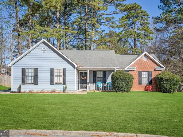 1528 Carriage Ln, Jonesboro, GA 30238