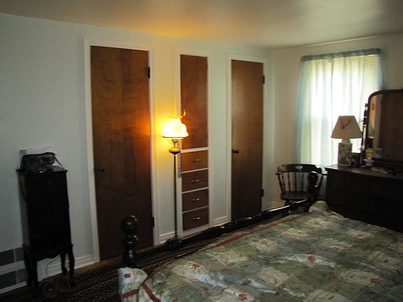 4th image of 4812 Edgewood Dr
