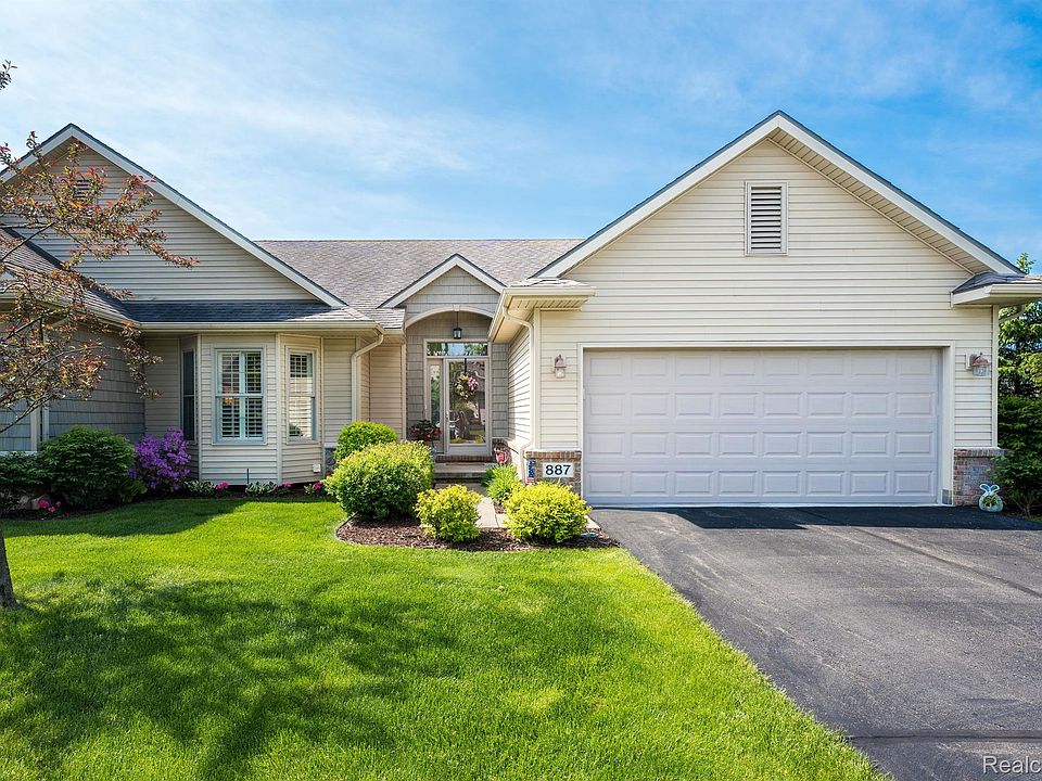 1st image of 887 Flowering Plum Dr
