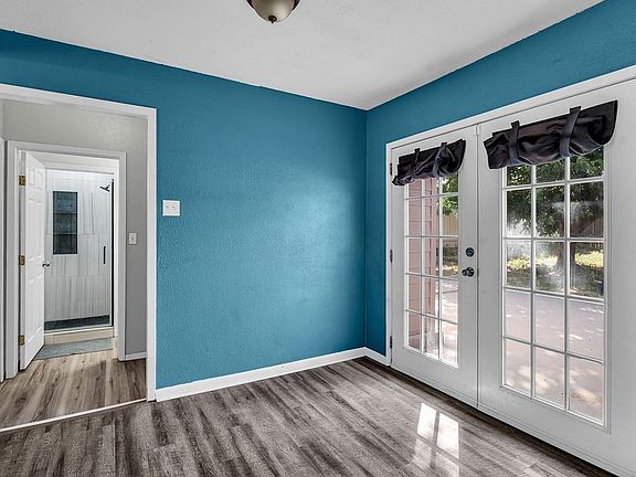 5th image of 3203 Cornell Ave